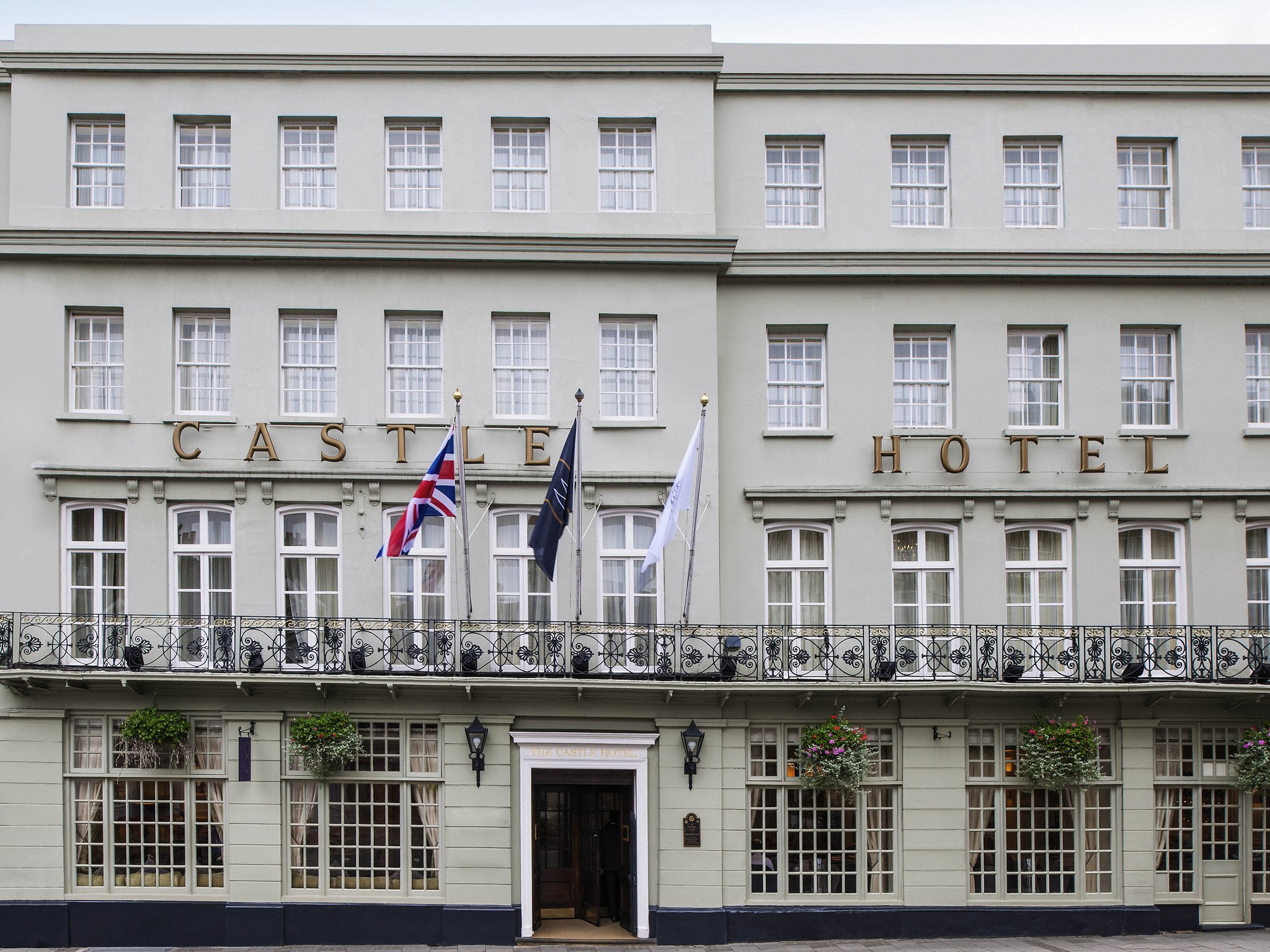 Castle Hotel, Windsor – MGallery Hotel Collection