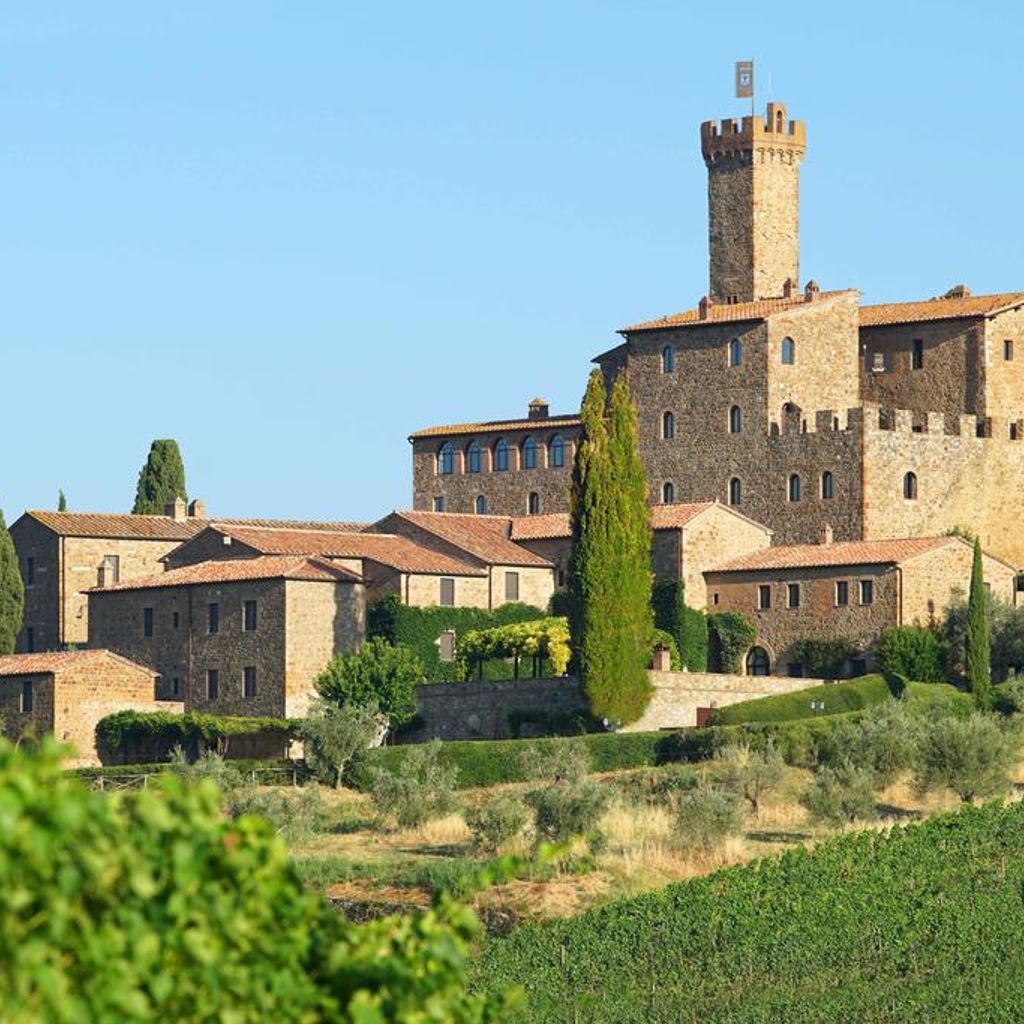 Castello Banfi – il Borgo