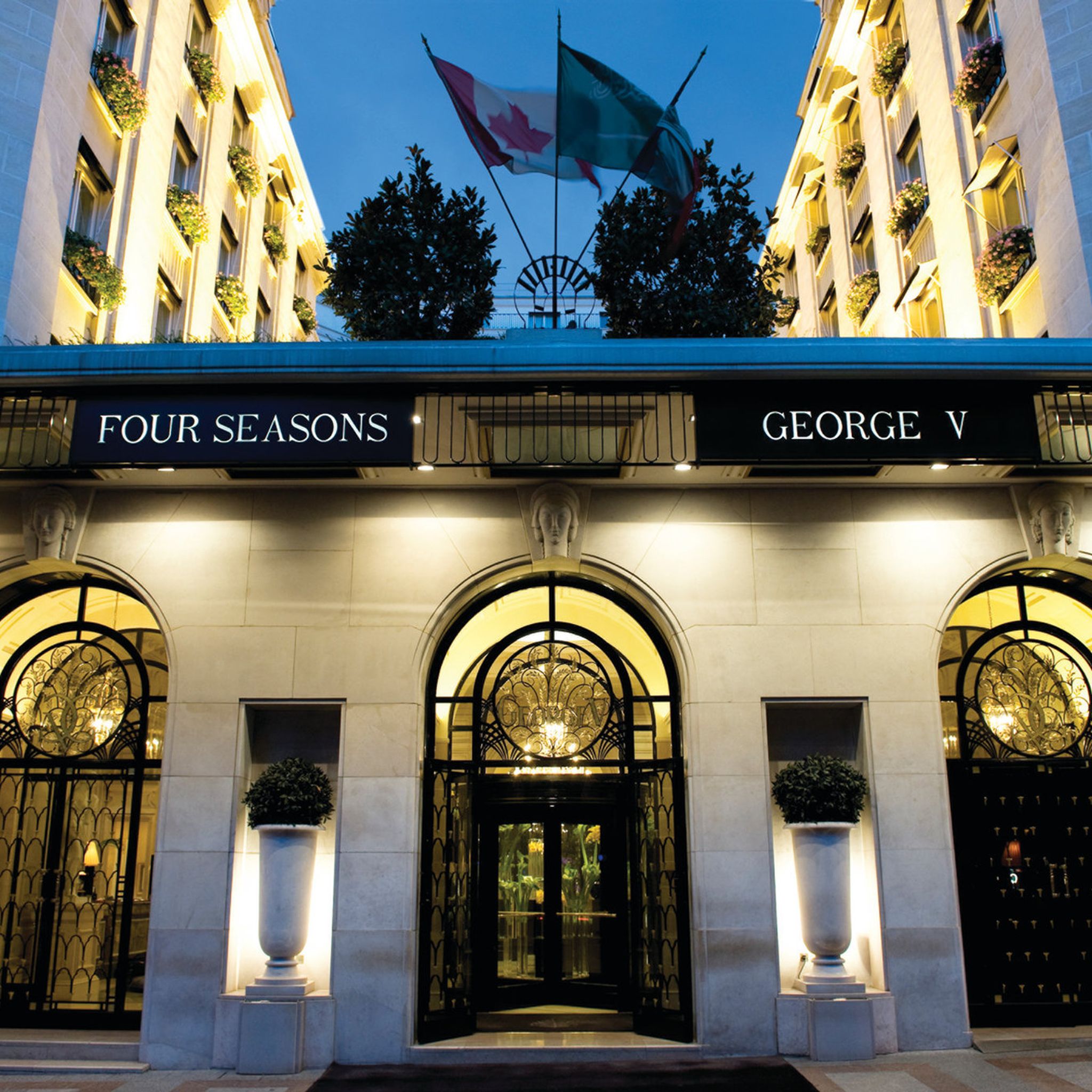 Four Seasons Hotel George V, Paris