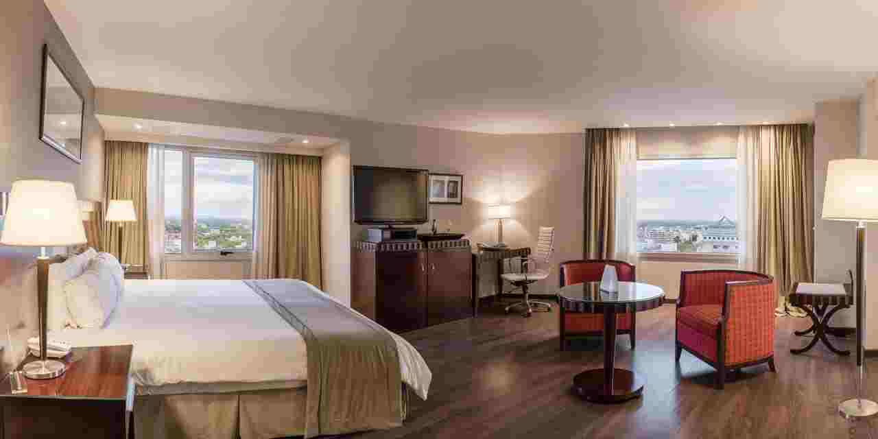 Diplomatic Park Suites