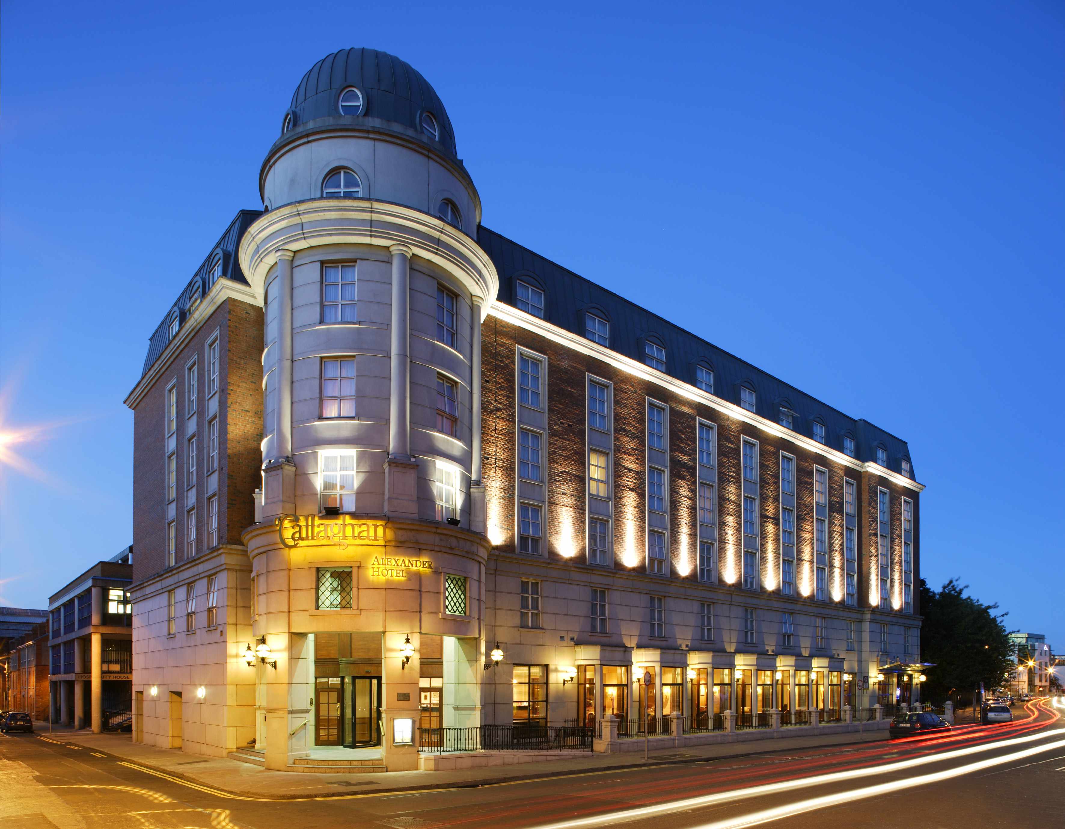 Alexander Hotel