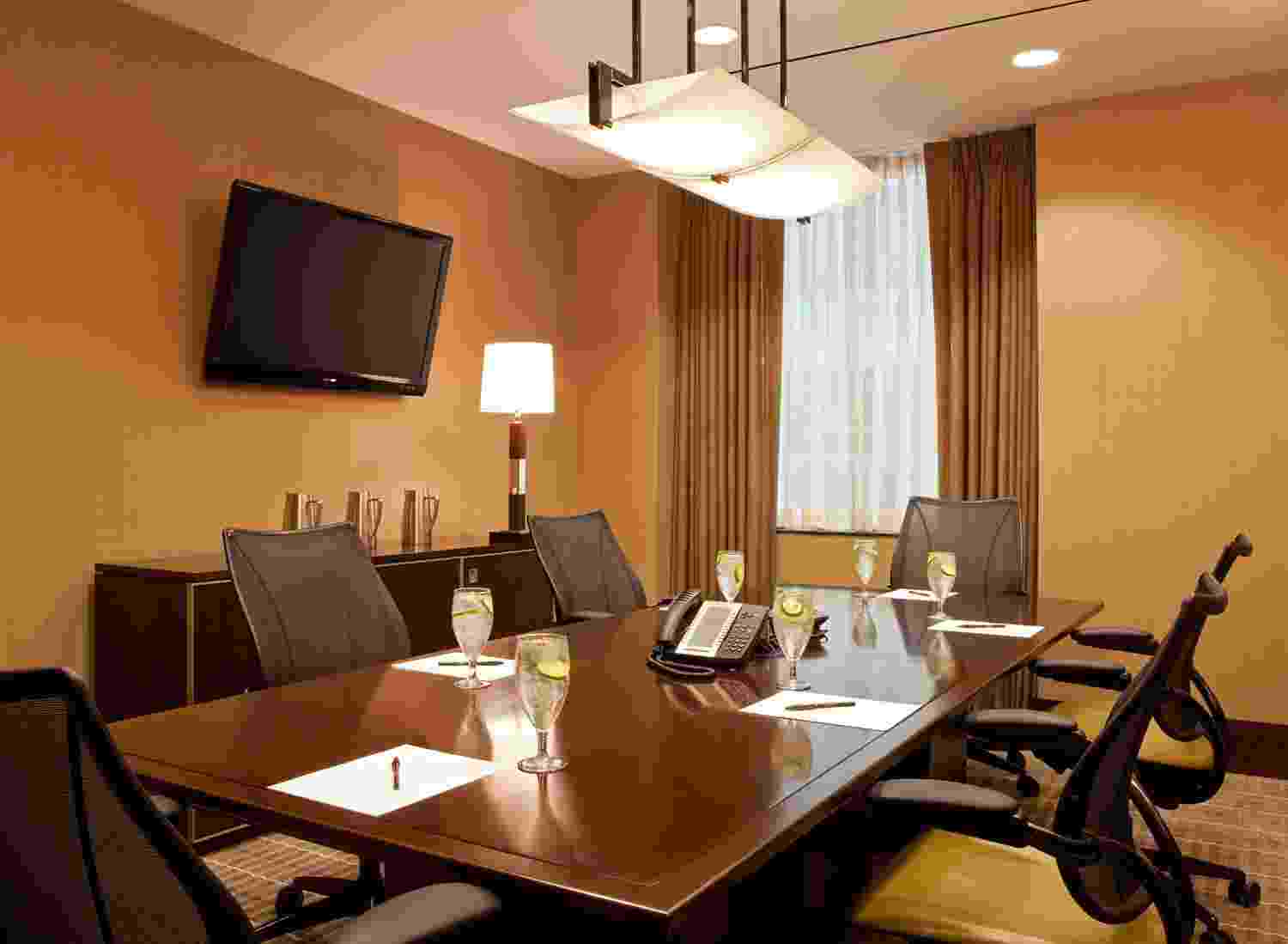 DoubleTree by Hilton Hotel New York City - Financial District